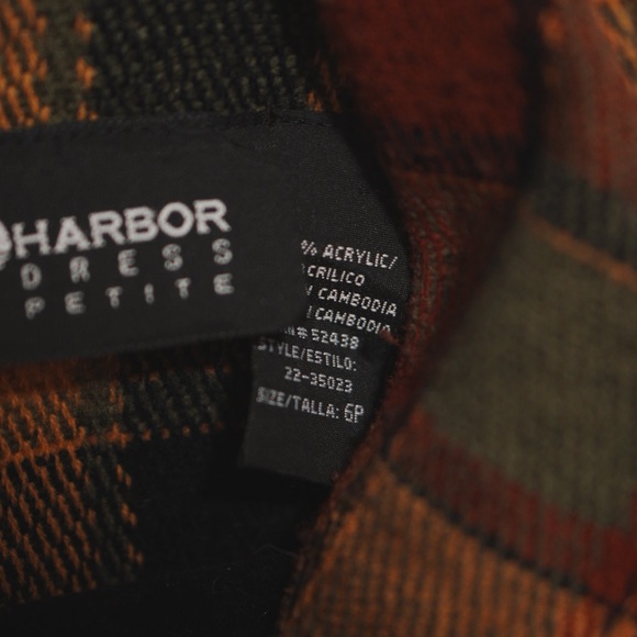 Blazer - Picture 5 of 5